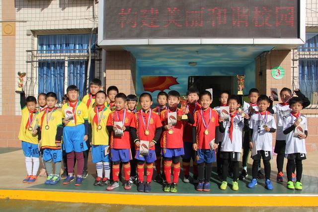 东契奇39+12+10独行侠大胜黄蜂 76人轻取活塞