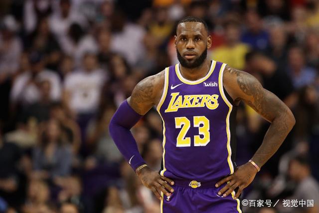 保罗19+9+8文班亚马空砍27+14 勇士力克马刺