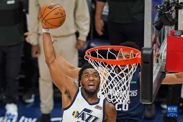 俱乐部杯-马奇34分宁波不敌深圳 周鹏11分