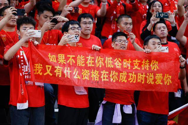 李晓旭迎来CBA生涯700场里程碑 身前只剩周鹏